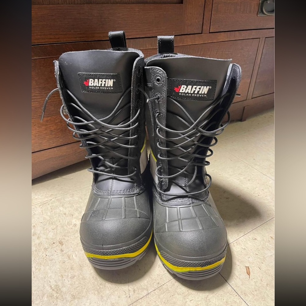 Baffin Safety Boots Winter EMS Gear Size US Men’s 5, Women’s 7